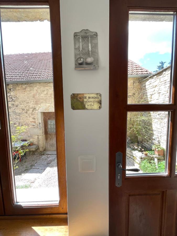Rue De La Tour Du Pin Villa Fontaine-Francaise Exterior photo